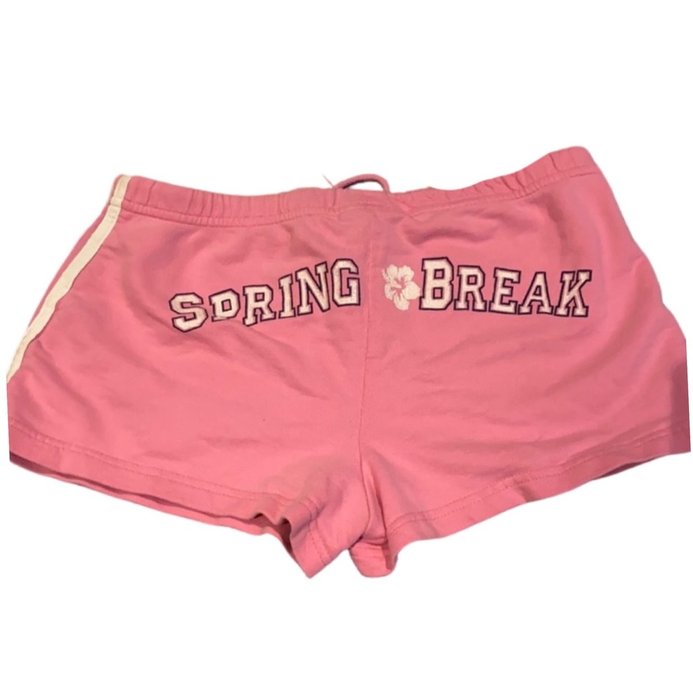 Outlooks "spring break shorts" in pink. Size: M